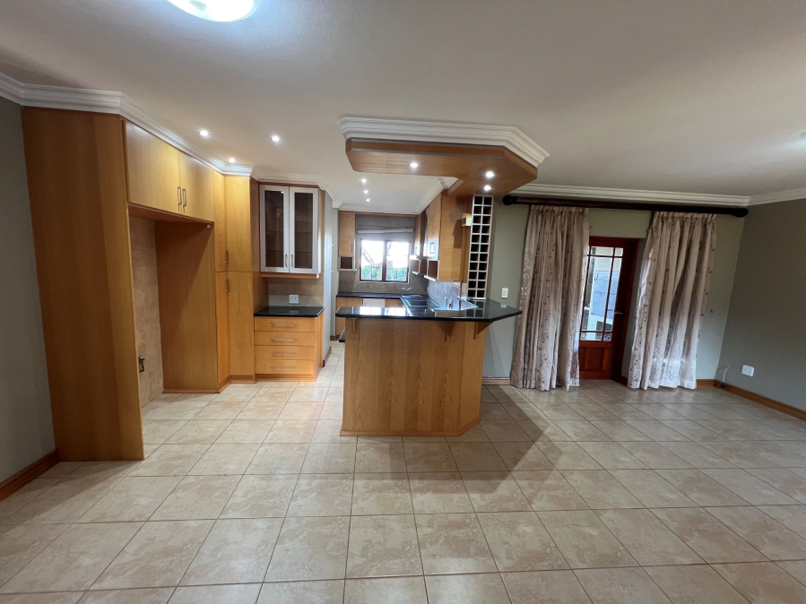 To Let 3 Bedroom Property for Rent in Wilkoppies North West